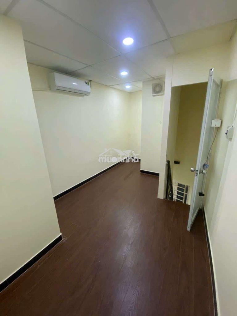 Giảm 400tr, nhà 3 tầng trần văn đang q3 hẻm 3m, bán 2 tỉ - 2