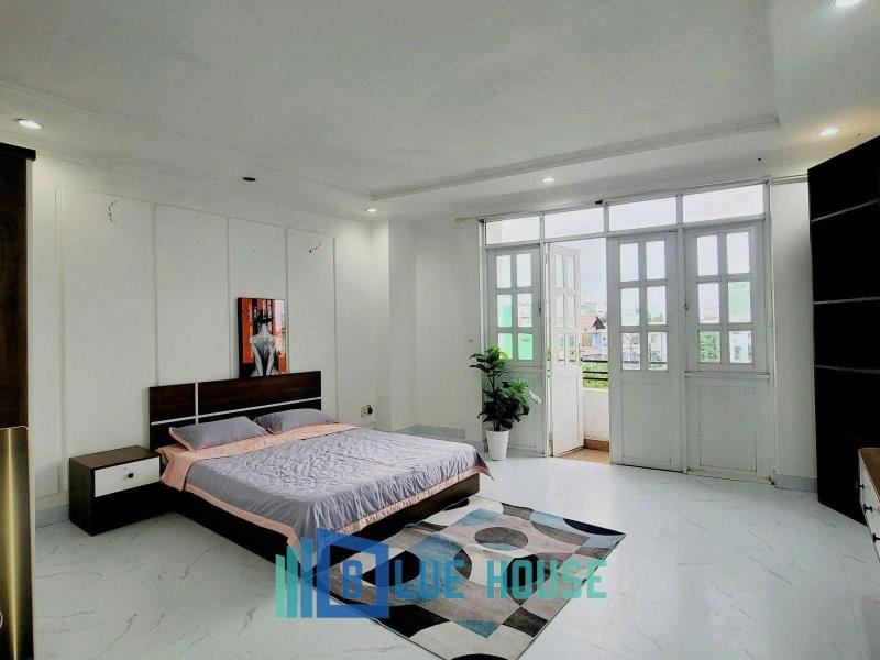 Căn hộ 1 phòng ngủ, ban công, ở được 3-4 người khu vực tân bình, gần sân bay, công viên hoàng văn thụ,  - 4