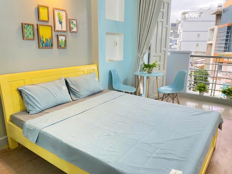Cho thuê căn hộ ban công, gần đại học ngoại thương, gtvt bạch đằng, bình thạnh