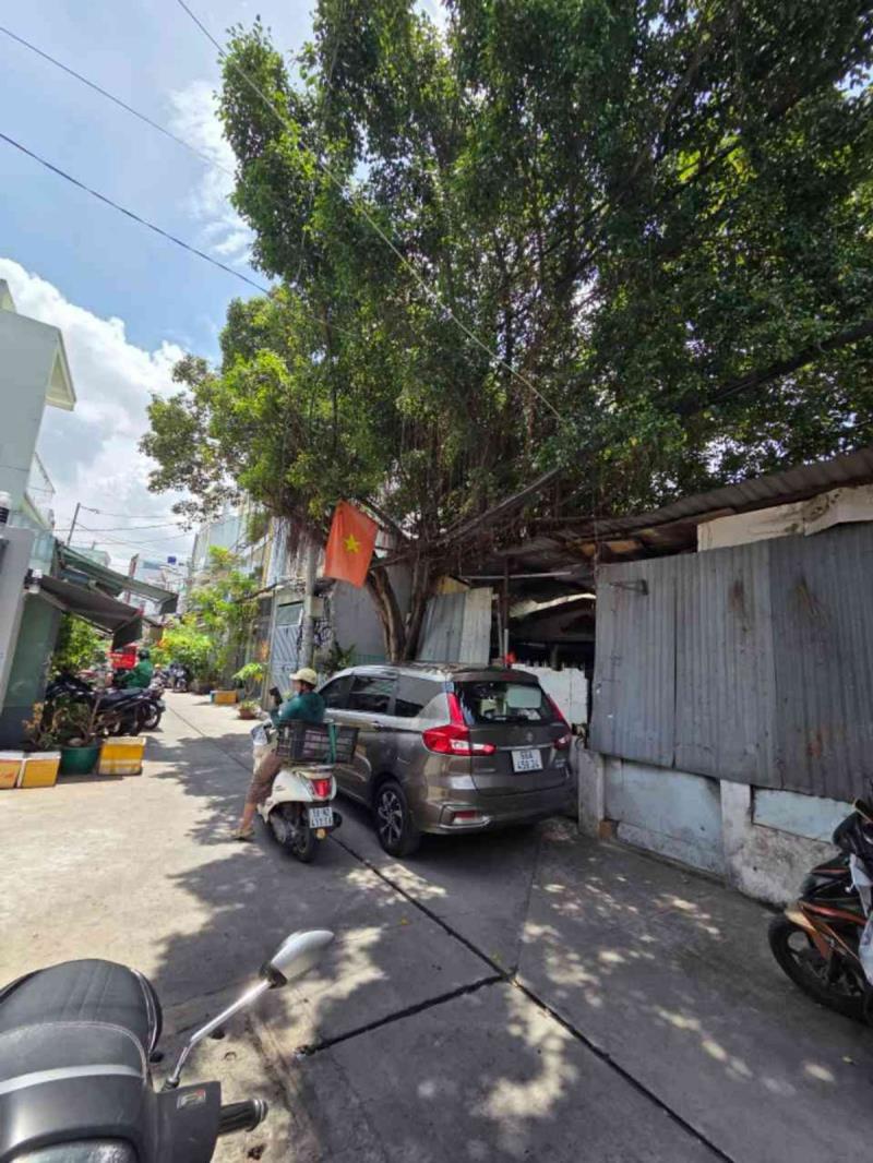 Ngay công viên phú lâm - hậu giang - q.6 - dt: 10x13m – 10 tỷ 5 - 2