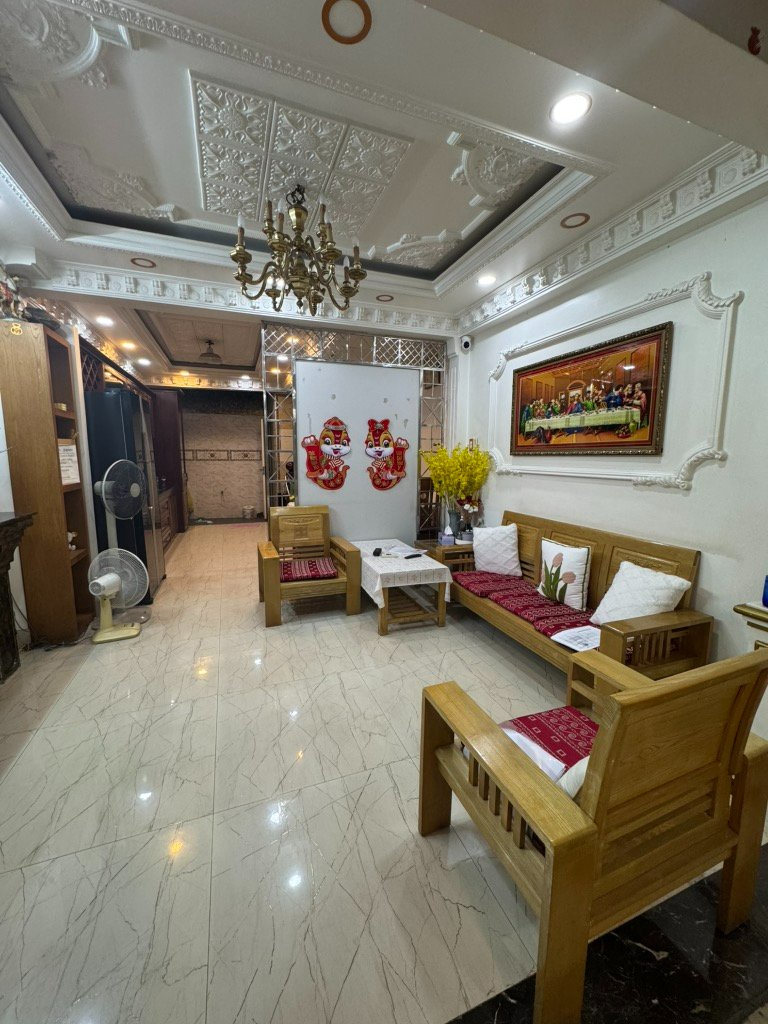 Sát mặt tiền - trung tâm q.5 - trần bình trọng - dt: (42m2) – 5 tầng - 9 tỷ 5 - 2