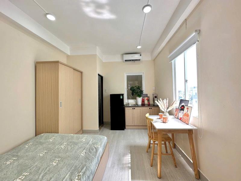 Phòng đón nắng - gần đh giao thông vận tải bình thạnh - 2