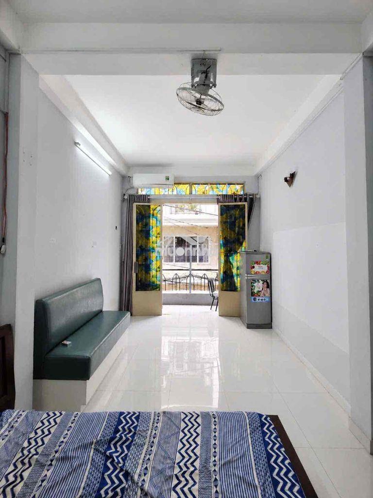 Như 1 căn nhà cao cấp cho 4 người. - 2