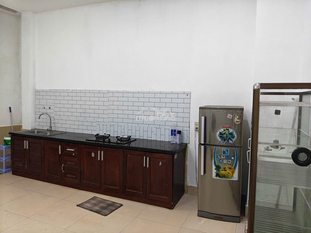 Cho thuê nhà nguyên căn sạch đẹp ngần vòng xoay phú hữu, quận 9 - 4
