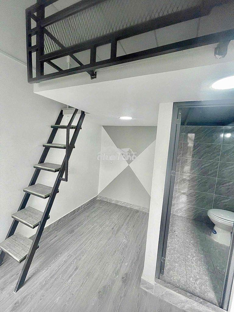 Gác ban công giá rẻ gần greenwich - học viện hàng không - Ảnh 4