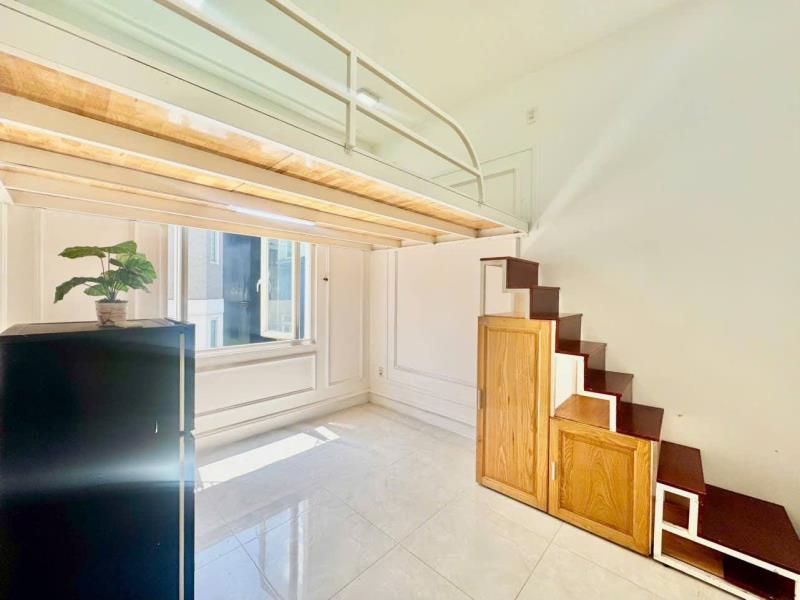 Siêu phẩm gác lửng nội thất tiện nghi cửa sổ thoáng mát tại phạm văn chiêu ngay chợ hạnh thông tây