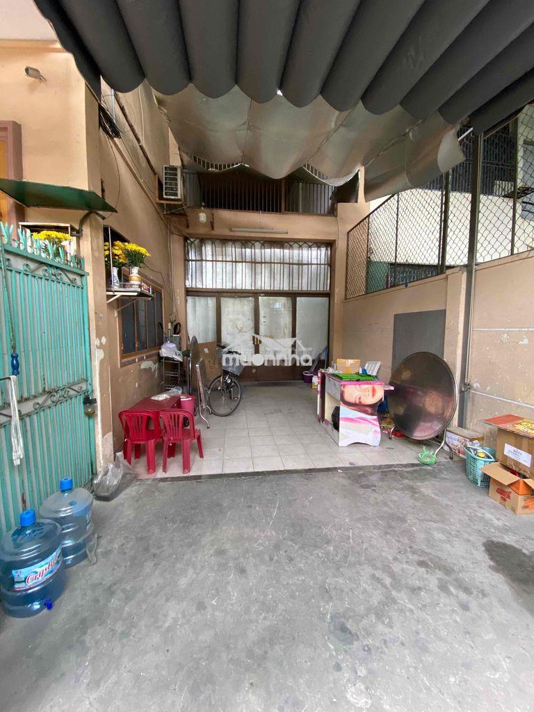 Hẻm thoại ngọc hầu 4x20, gác 9 triệu