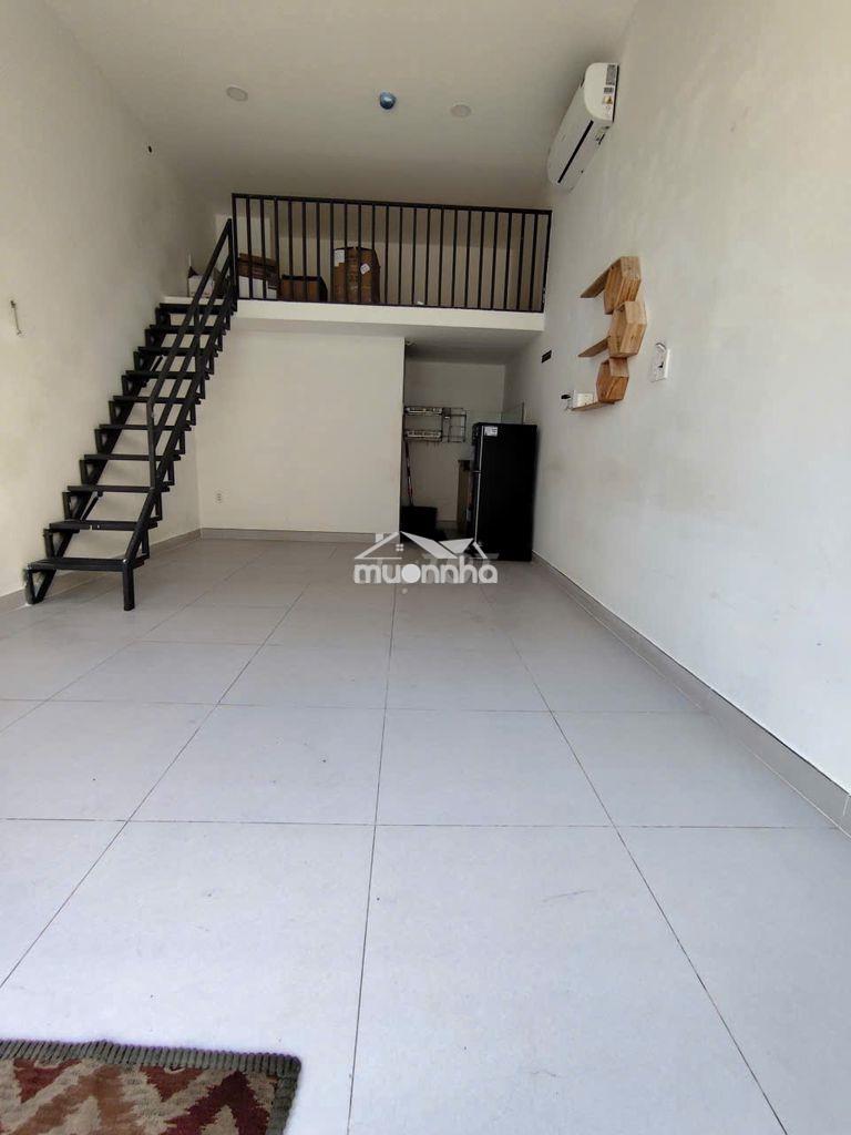 Kiot mặt tiền đường 182 lã xuân oai quận 9, ngang 4m, ngay 2 tòa chdv