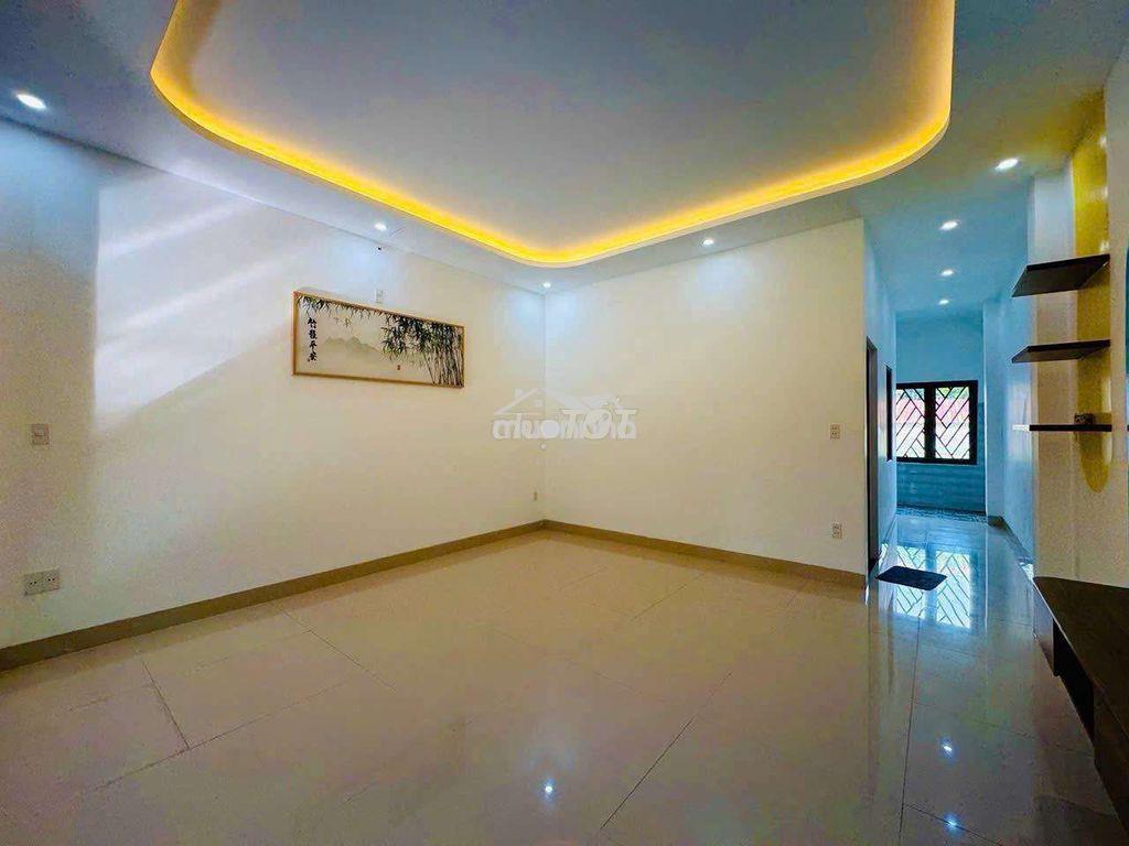 Cho thuê nhà 3 tầng mặt tiền đường phạm đình hổ  - 4