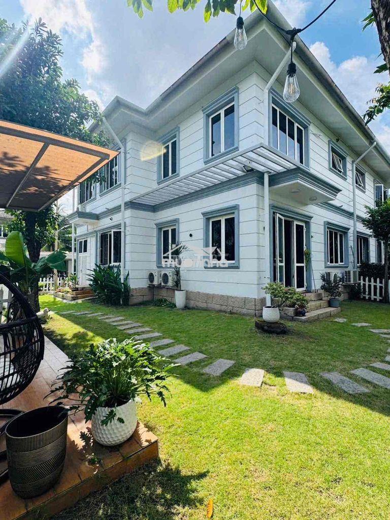 Biệt thự sân vườn 2 tầng 300m-thủ đức graden home sát vạn phúc city
