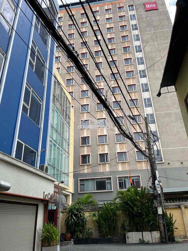 Cho thuê nhà bạch đằng tân bình 7x22 hầm trệt 3 lầu thang máy giá tốt