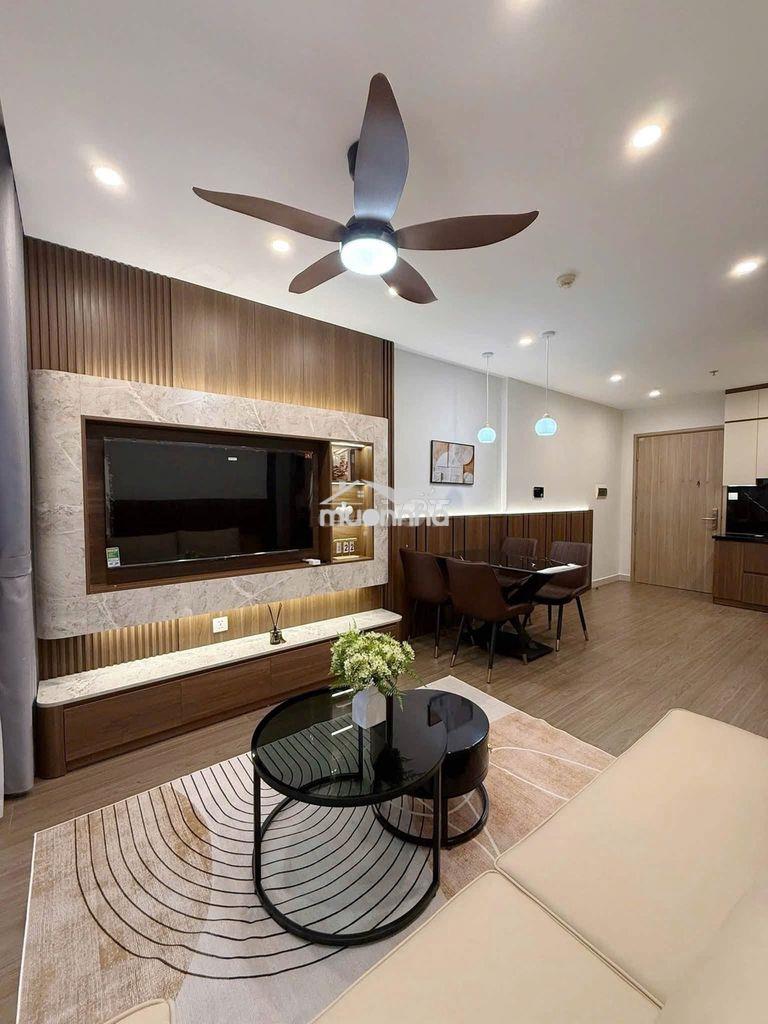 Cần bán căn hộ 2n1 55m giá 3.45 tỷ tại vinhomes smartcity