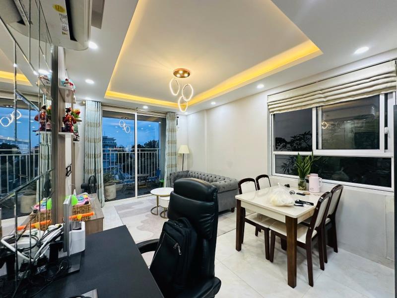 Hạ giá căn góc 73m2 - 2pn+2wc - full nội thất như hình. cửa nam, view bắc + sẵn hđ thuê linh động