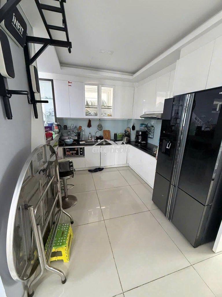 C/c ruby garden 2pn, full nội thất, 93m2, có ban công, giá 9.5tr/th - 4
