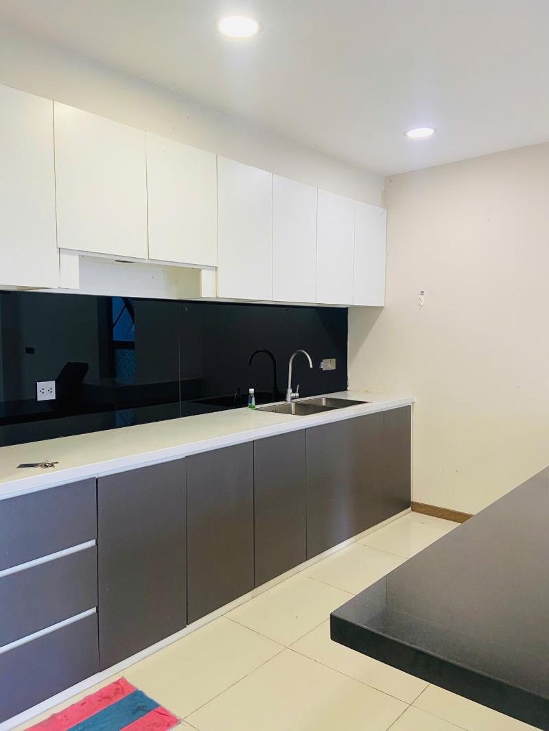 Bán căn hộ 2pn de capella diện tích 86m2 giá 7,6tỷ , mặt tiền lương định của quận 2 . đã có sổ hông.