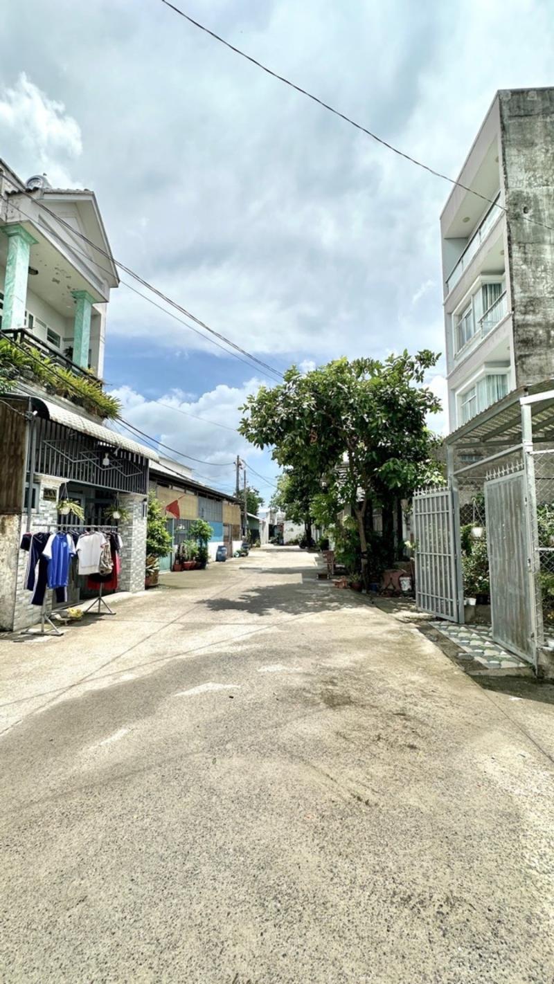 Nhà mới lê thị kim_hóc môn hẻm ô tô – 5×20m – chỉ 5,2 tỷ  - 2