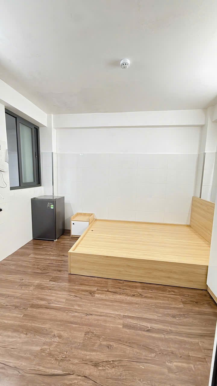 Căn hộ studio  cửa sổ to máy lạnh  35m2  gần uth, ftu, phạm văn đồng, bình thạnh