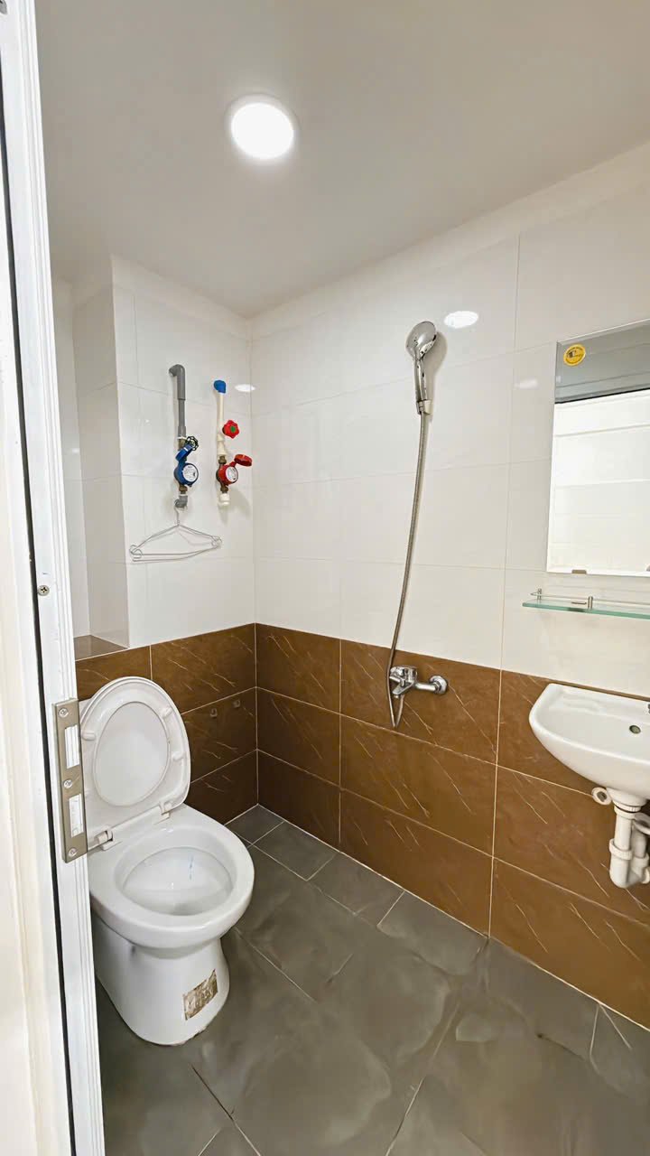 Căn hộ studio  cửa sổ to máy lạnh  35m2  gần uth, ftu, phạm văn đồng, bình thạnh - 4