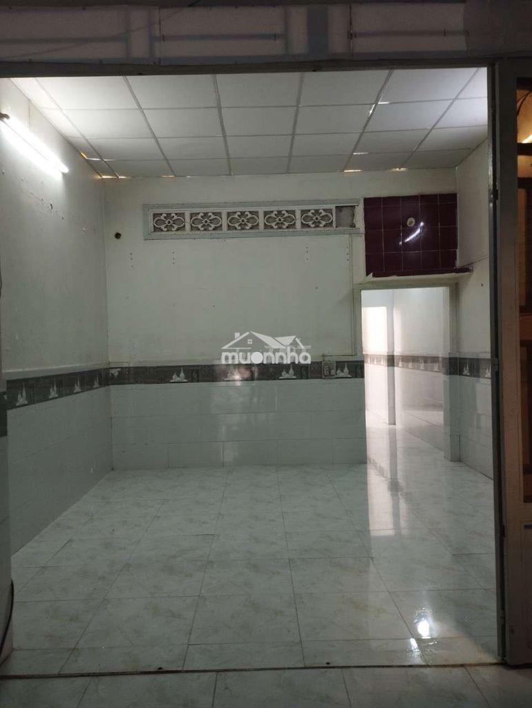 Nha4×17 1 pn 1 pk 1 bếp sân 20 m²