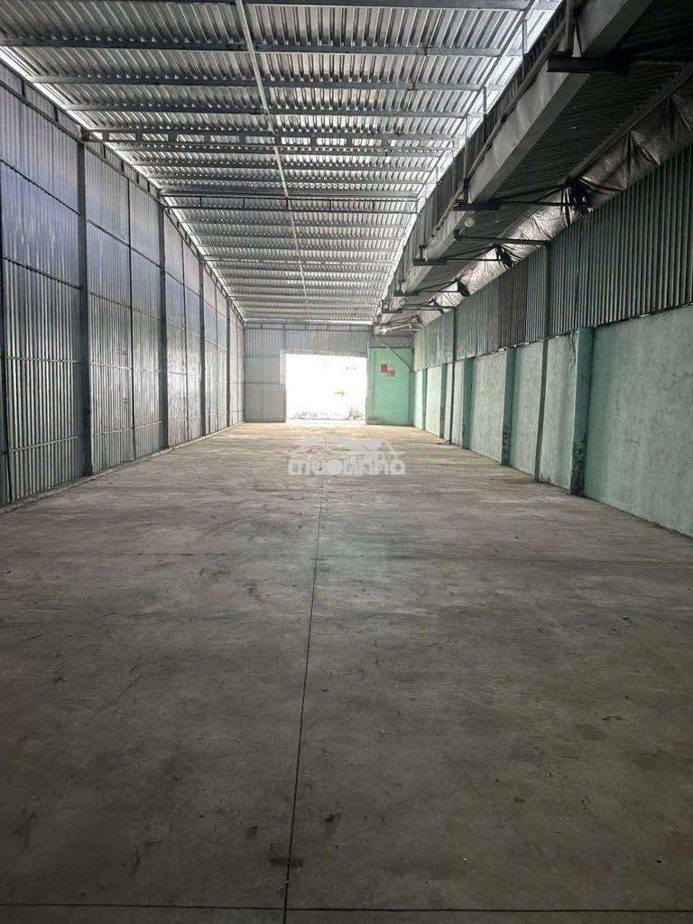 -Kho 12x18m nguyễn cửu phú giáp trần văn giàu tên lửa giá 10tr - 2