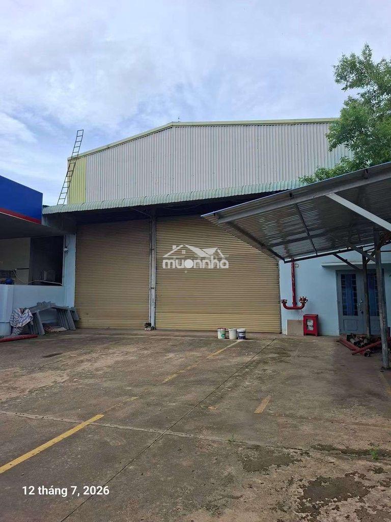 Cho thuê nhà xưởng dĩ an bình dương
320m2
giá thuê 20 triệu/tháng - 2