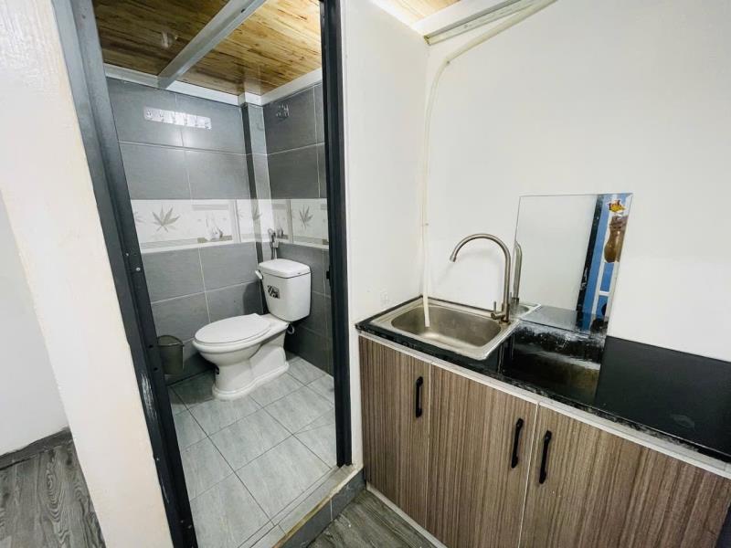 Căn hộ có gác siêu to  máy lạnh phòng to  35m2  gần landmark81 vinhome central park bình thạnh - 4