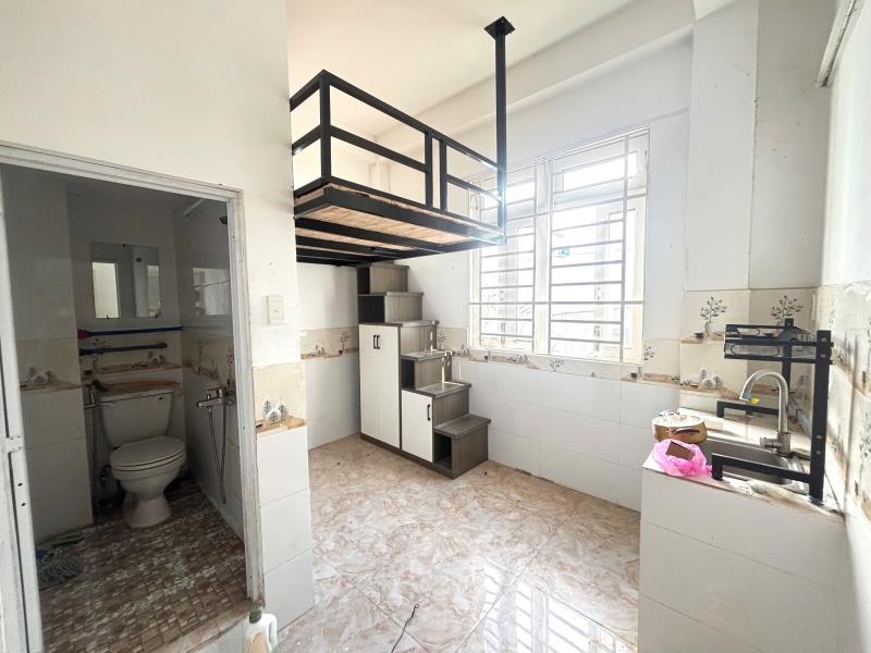 Phòng duplex cửa sổ trời thuận tiện các trường đại học - 2