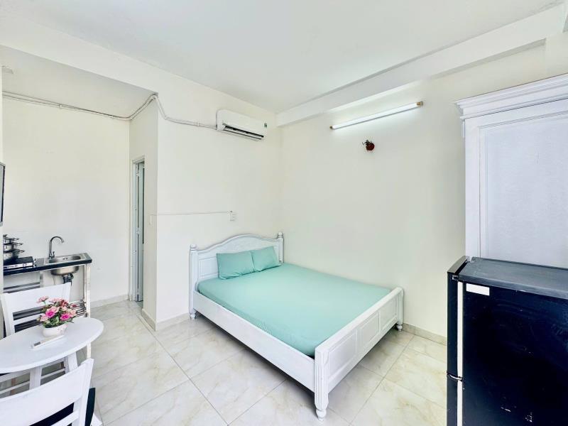 Căn hộ full nội thất cửa sổ to thoáng mát tại phan huy ích gần emart phan huy ích, big c trường chinh - 3