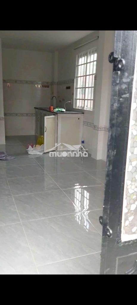 Nhà nguyên căn 1 lầu,gần chợ thủ đức - 4