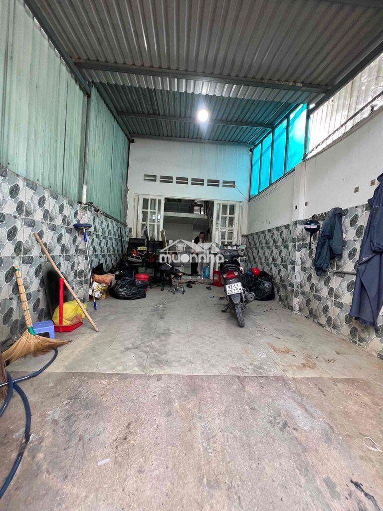 Cho thuê nhà sân rộng ôtô dt 4x22 1trệt 1lửng 4pn 2wc tx 13 picity - 2
