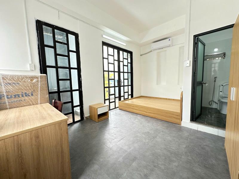 Cho thuê phòng có ban công thoáng * ngay chợ hạnh thông tây - 2