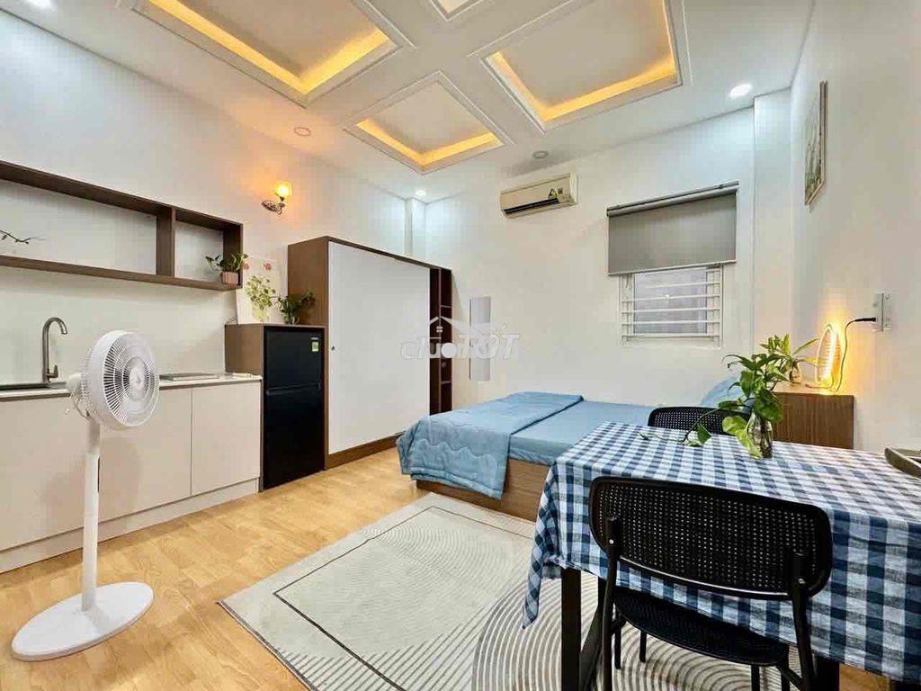 Chính chủ cho thuê phòng ngay mt 98f lê lai ful nt cửa sổ giá 5,8tr ạ - 2