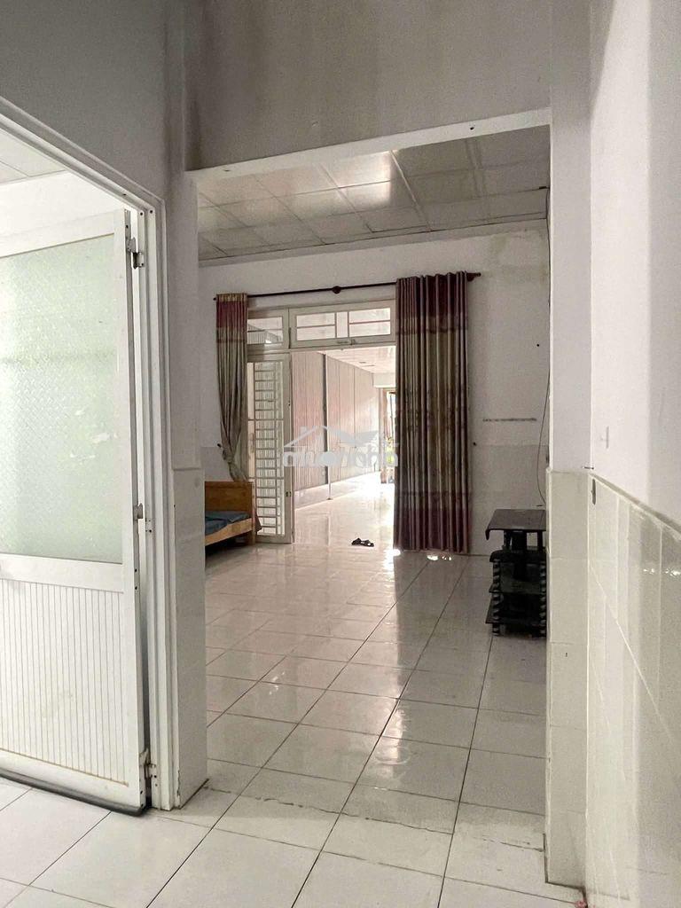 Nhà mặt tiền 2 bà trưng buôn bán sân xe hơi - 2