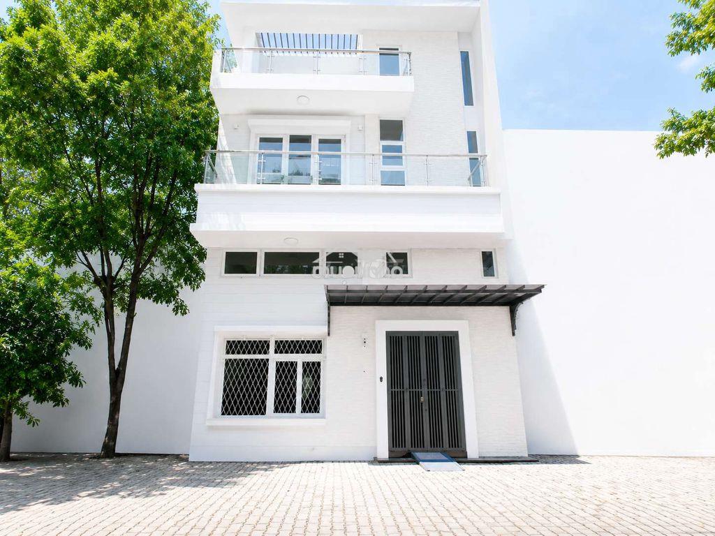 Q7.tp.hcm. cần bán nhà đẹp khu dân cư phú thuận - 3