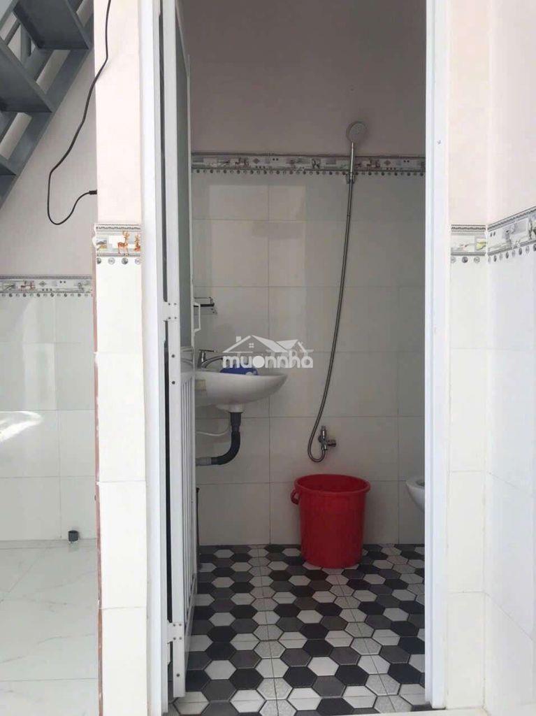 Cho thuê nhà nguyên căn 1 trệt 1 lầu ngay vòng xoay chợ bến cát - 4