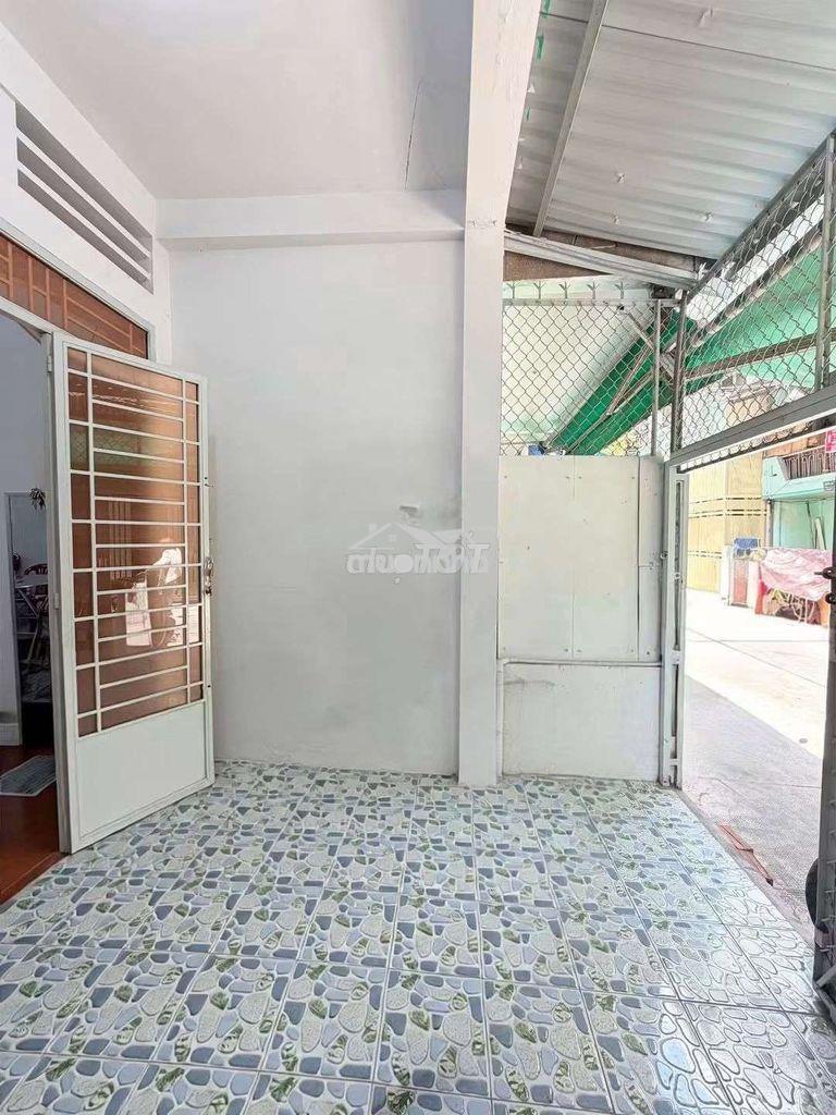 Sát mặt tiền trường sa quận 3 hẻm xe hơi 6m, 52m2, 4pn chỉ nhỉnh 8 tỷ - 2