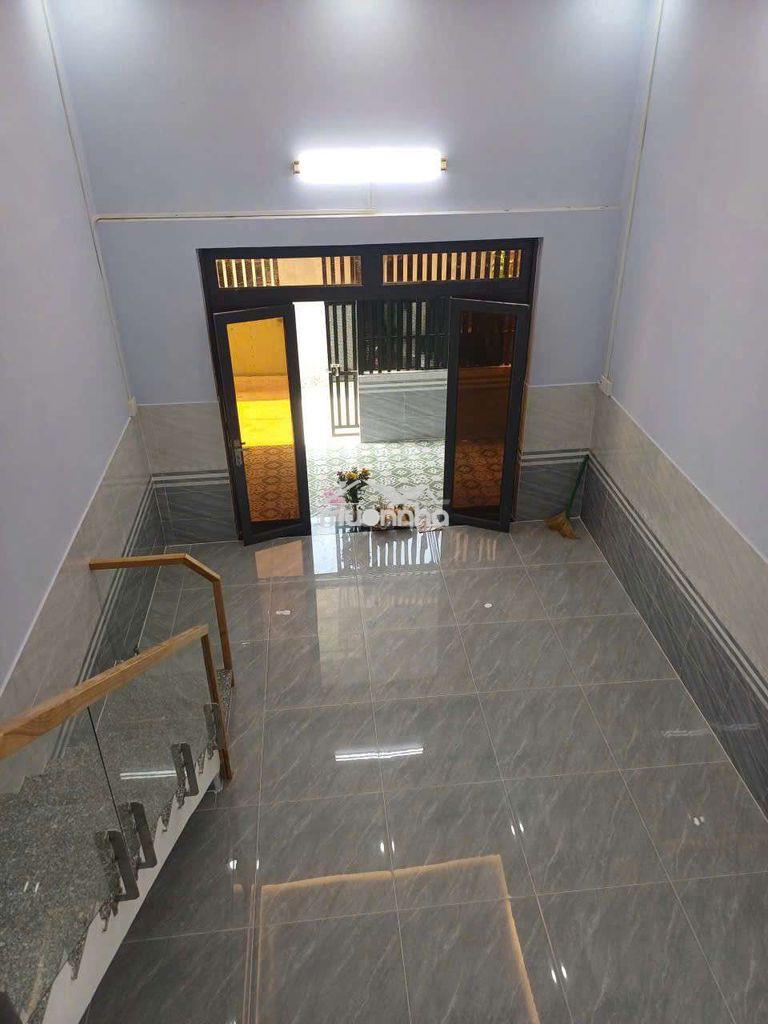 Nhà mới xây dựng xông cần bán - 2