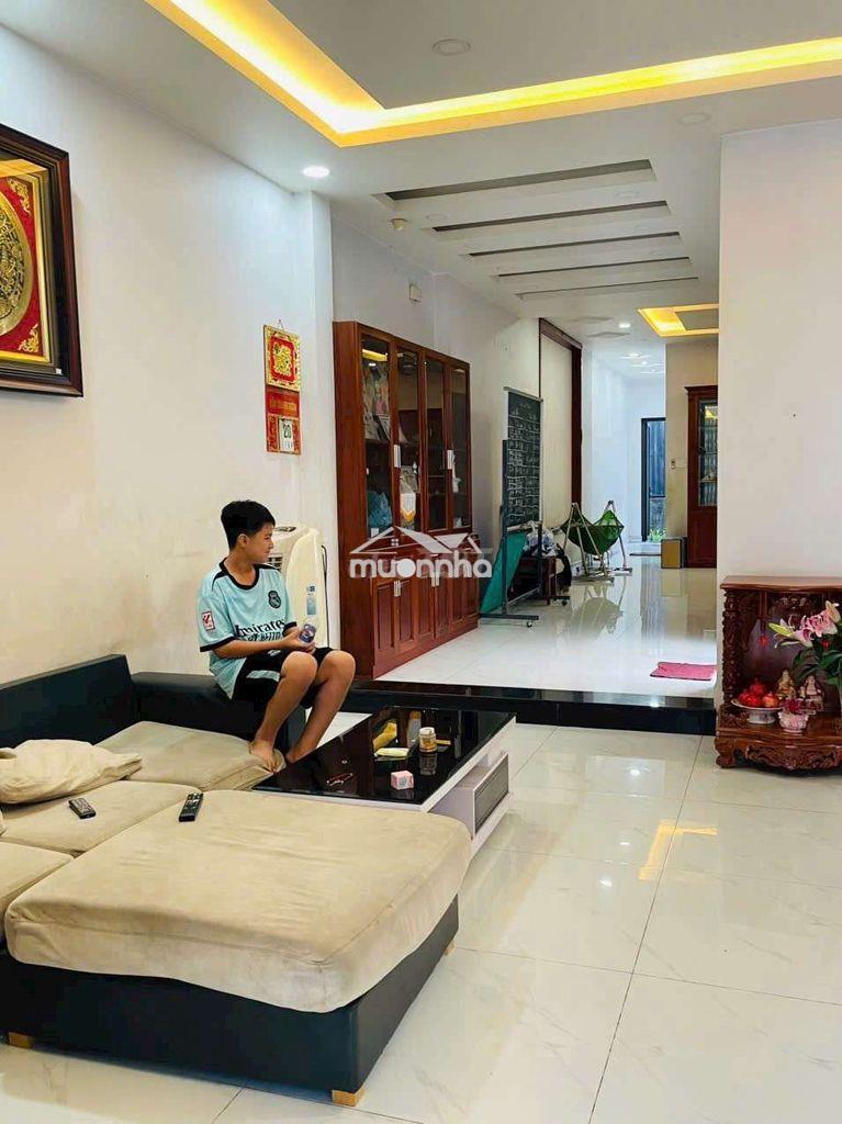 Nhà ngang 6m full nội thất gần ngã ba cây