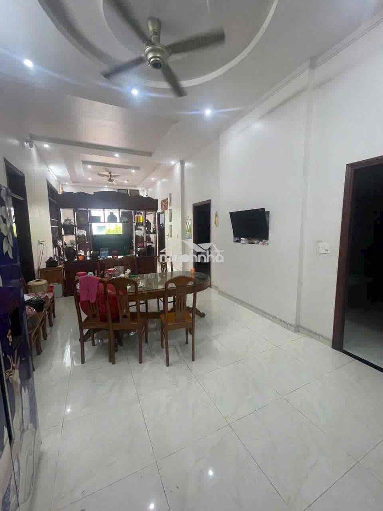 Cho thuê nhà mái thái sân vườn, tổ 42, khu phố 9, tân phong, biên h - 3