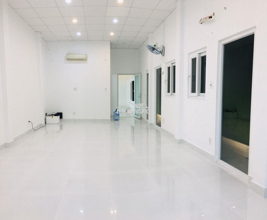 Chính chủ: nhà riêng quận 7, tdc phú mỹ đường to 20m,có nhà kho,13.5tr - 3