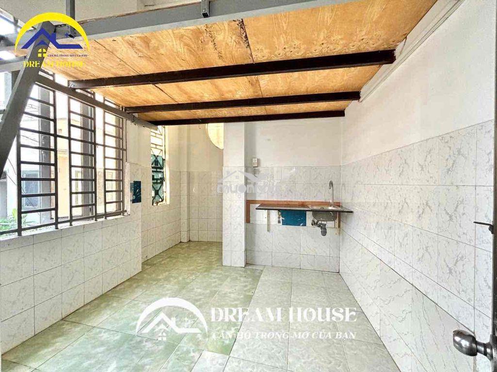 Trống sẵn phòng  duplex gác cao 1m8 ngay aeon tân phú - Ảnh 3