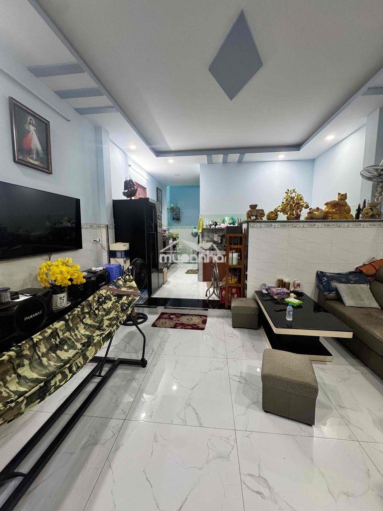 🔥 Nhà 3 tầng quận 6 – 70m² – ngang 4.5m – nhà kiên cố, dọn vào ở ngay