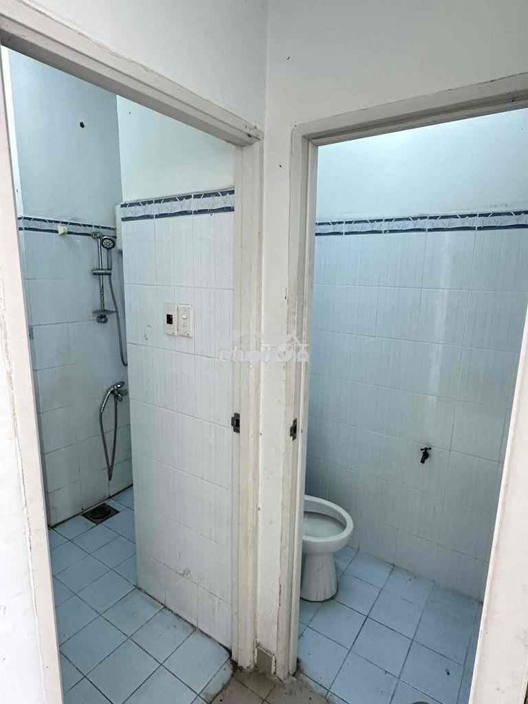 Cho thuê chcc phú thọ, giá tốt, 65m2 2pn nhà trống ở liền - 3