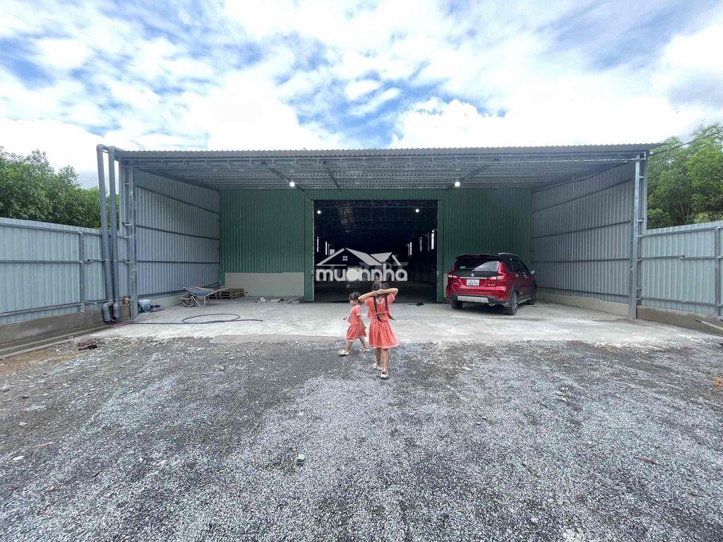 Cho thuê kho xưởng 700m2 cách kcn bàu bàng chỉ 1km - 2