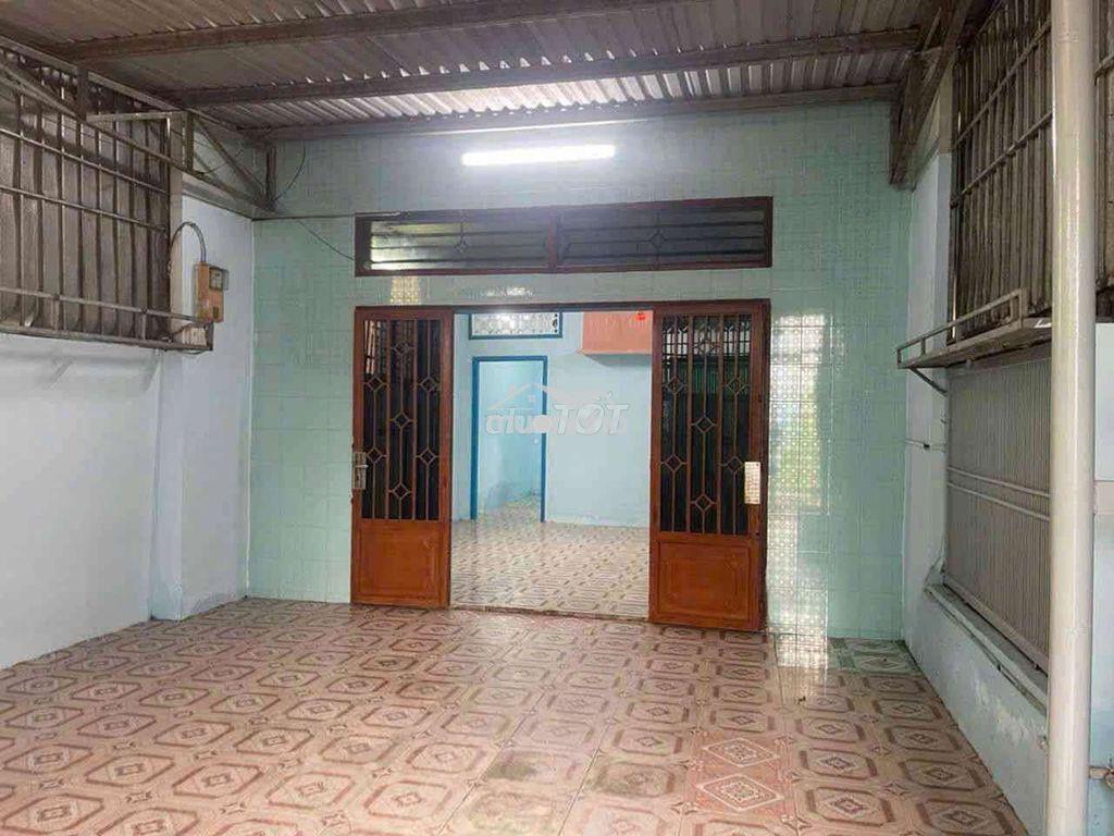 Chủ ngộp bank , cần bán căn nhà cấp 4 , hóc môn . 100m2 , 2.7 tỷ tl . - 3