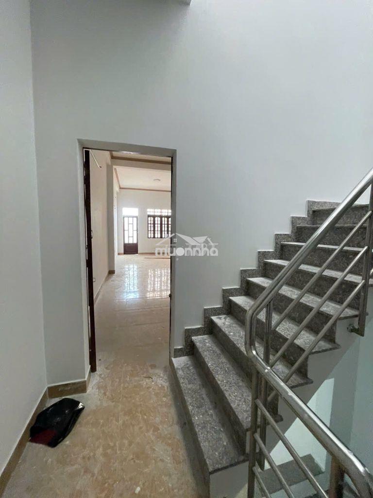 ✅✅ Cho thuê nhà mặt tiền 2 lầu rộng rãi - 3