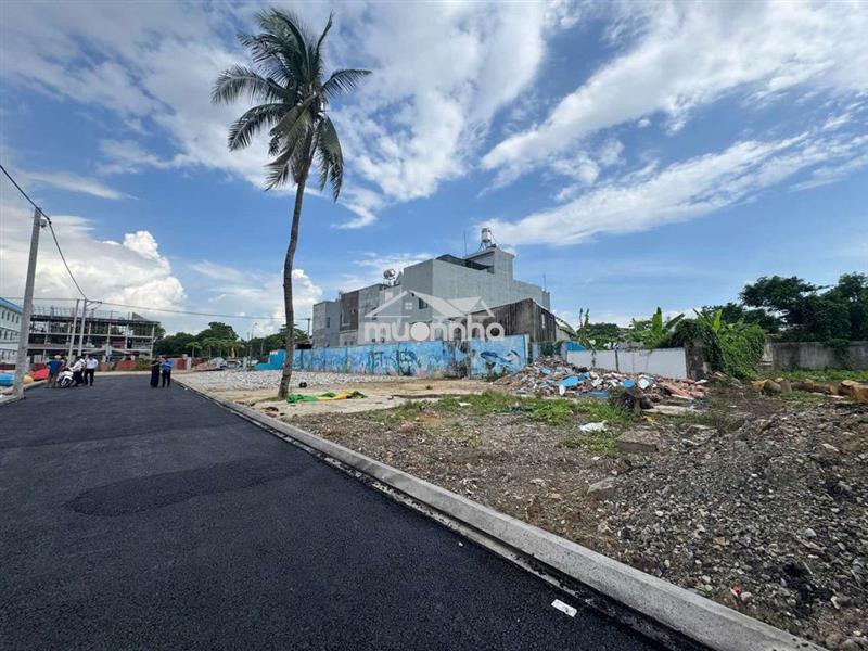 Cần tiền bán lô đất thổ cư 100%. 130m2 shr công chứng ngay