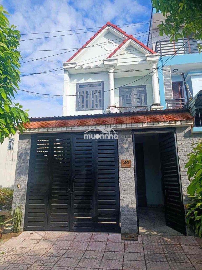 Cho thuê nhà đường nhựa 9 m thông, gần siêu thị bigc ( go) dĩ an