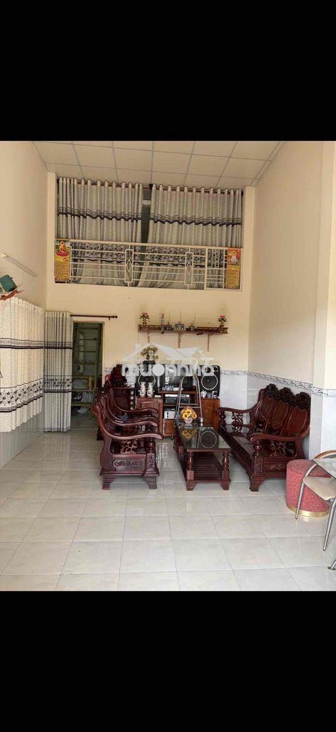 Nhà cho thuê nguyên căn 4tr ( có full nội thất / mặt tiền hẻm)