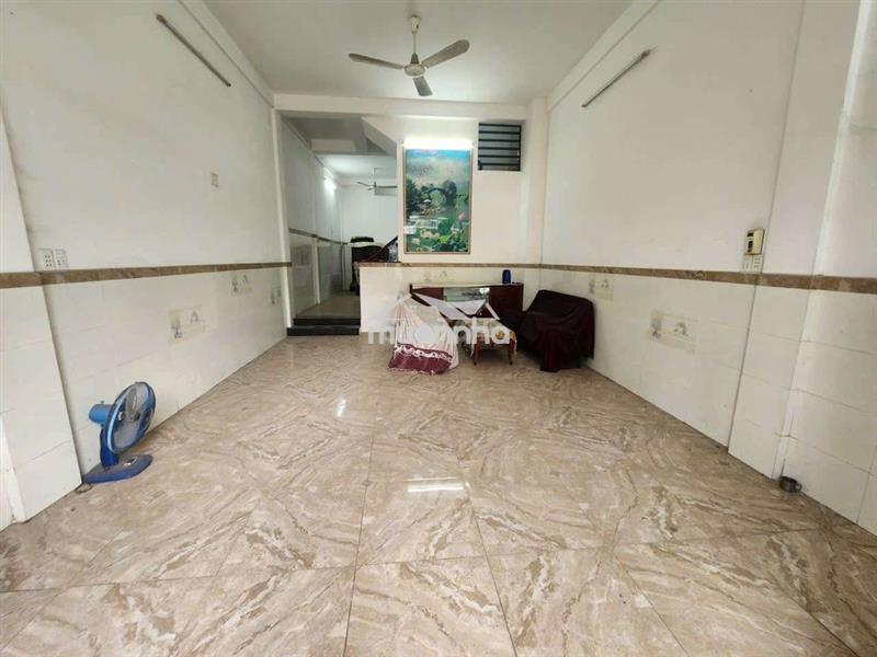 Cho thuê nhà 5×20- xts – gần ngã tư hocmon . giá: 9 triệu tl